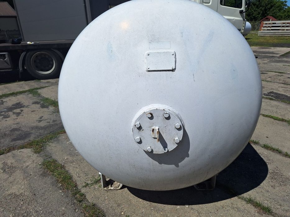Zbiornik po gazie LPG 2700 litrów na wodę ropę szambo olej deszczówkę