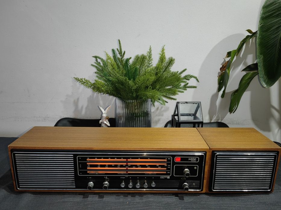Radio Unitra Diora Jubilat STEREO DST - 401 nowy UKF Stan BDB Zadbane
