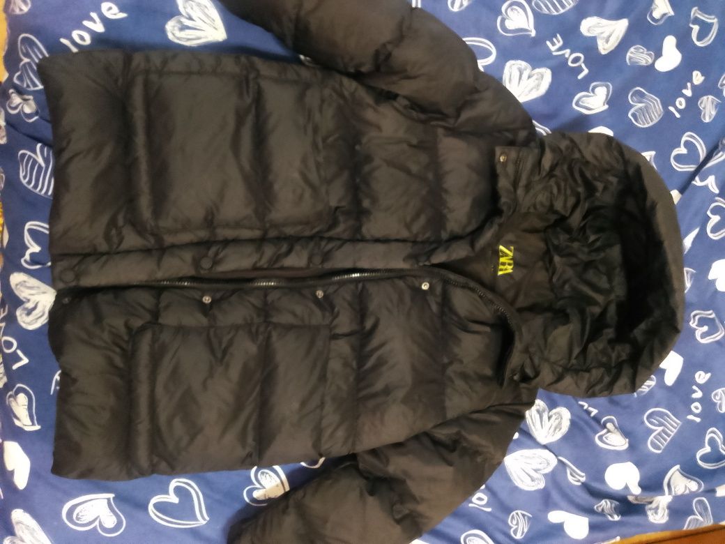 Куртка Zara 140 см
