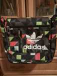 Sprzedam torebke adidas