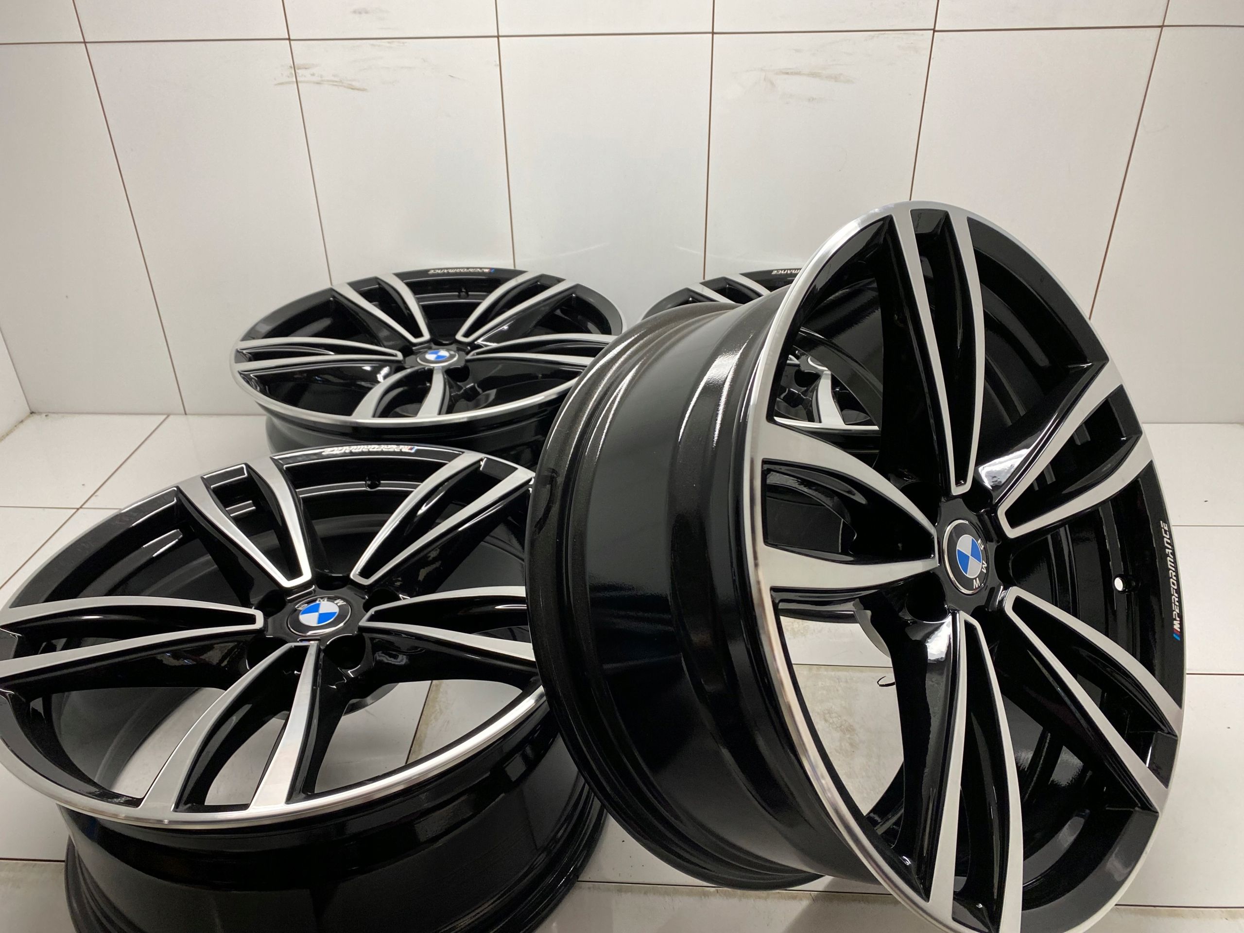 Felgi 19 BMW G11 G30 X3 G01 m Pakiet Performance Ideal