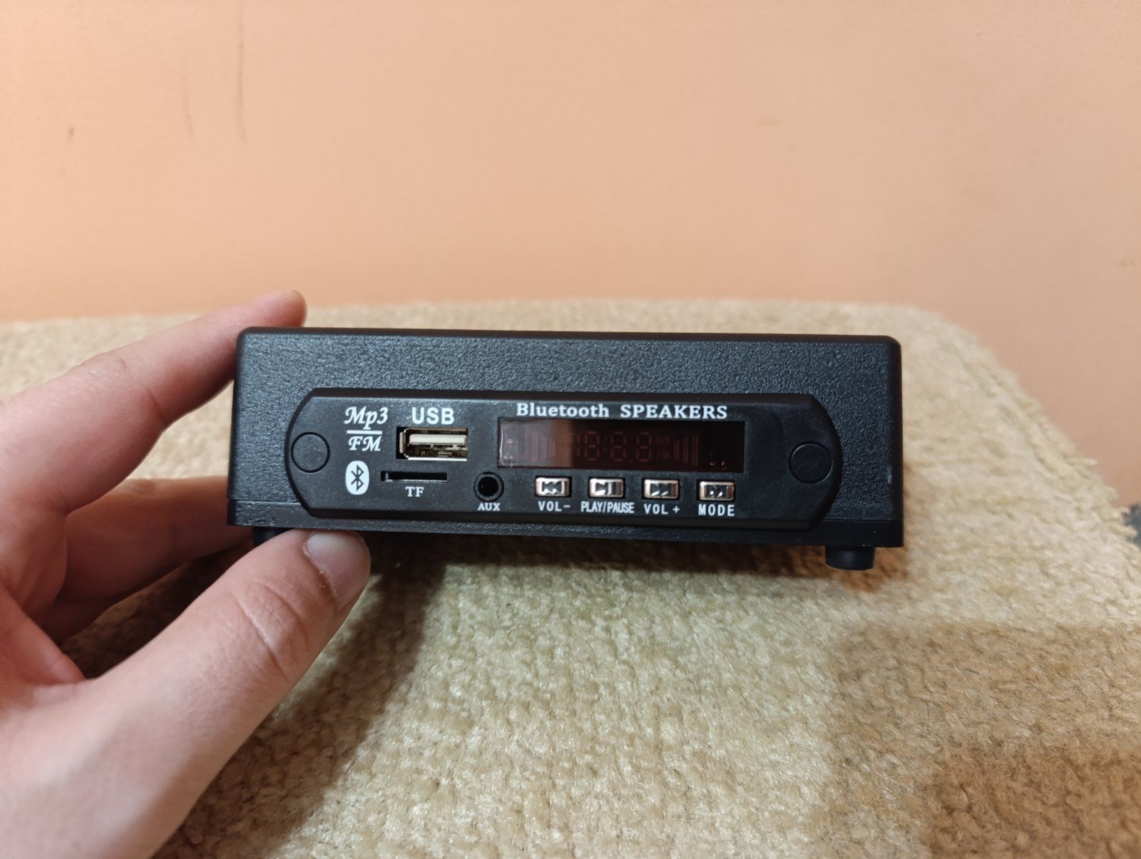 Універсальний MP3 Bluetooth модуль з AUX в корпусі з підсилювачем