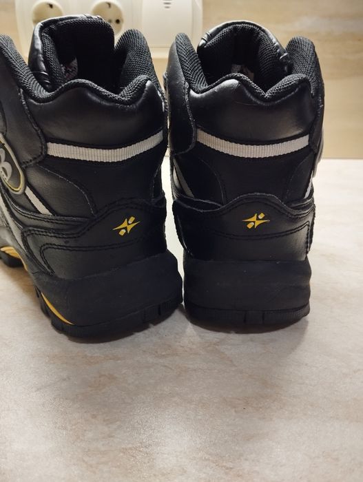 Зимові кросівки черевики на хлопчика Bona Бона. р.32