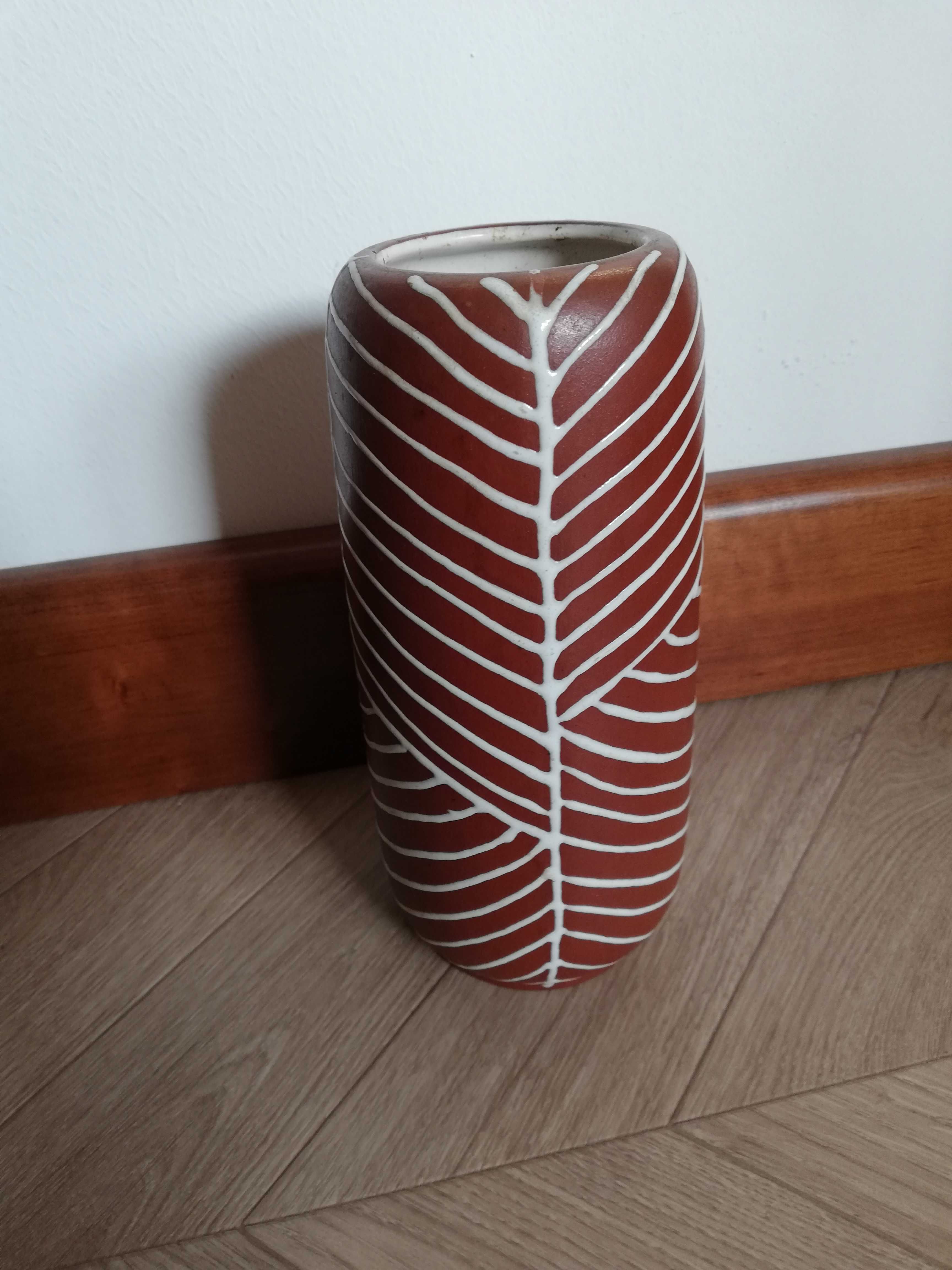 Wazon ceramiczny Haldensleben ciekawy wzór