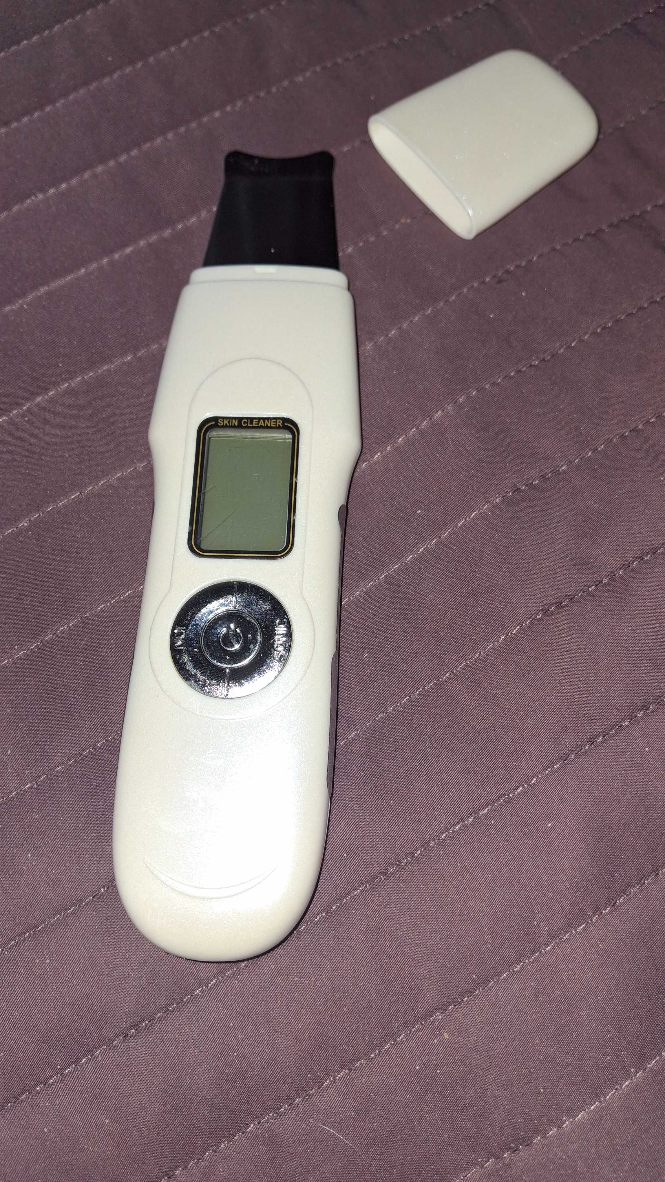 Urządzenie do peelingu kawitacyjnego bezprzewodowe EMS BI-630