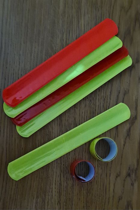 Машинки монстр трак хотвілс.Браслети для пішоходів 22см.