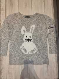 Sweter sweterek dzianinowy szary z króliczkiem królikiem atmosphere