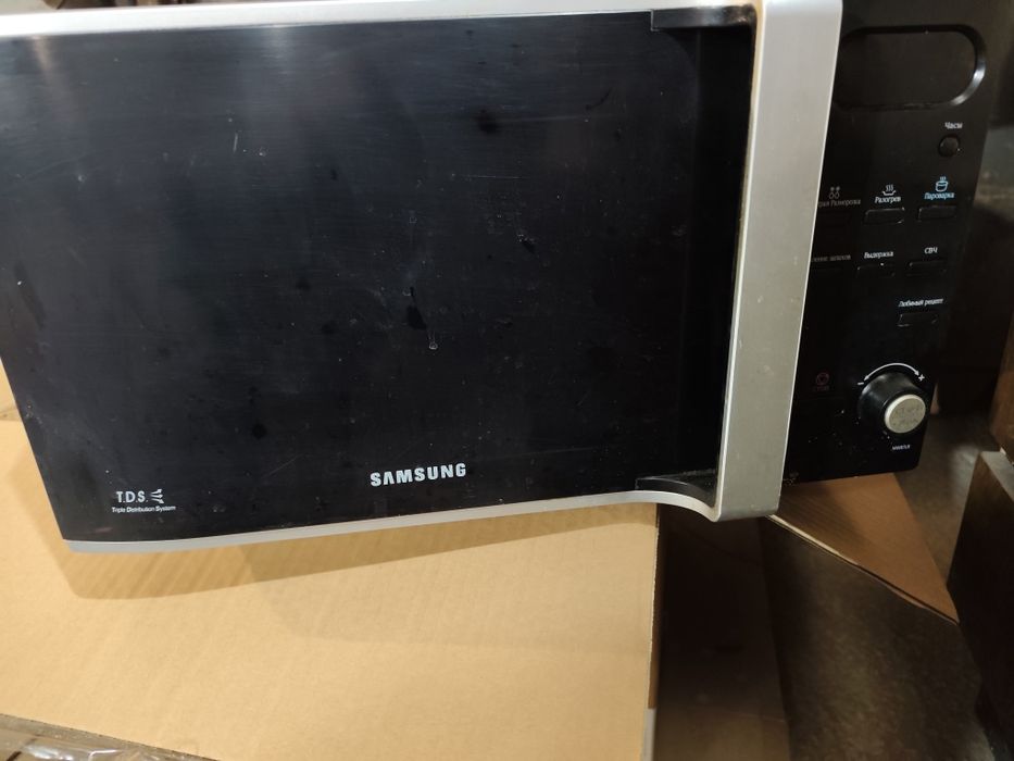 Микроволновка Samsung MW87LR