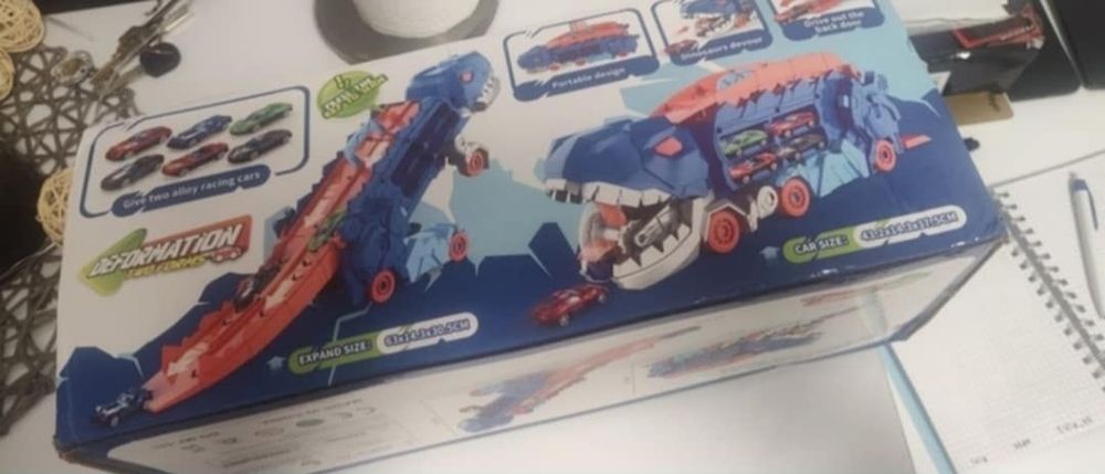 Nowe auto dla dzieci tor TRex jak hot wheels
