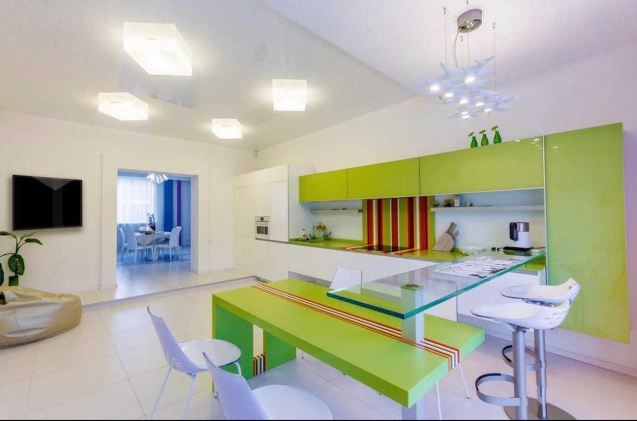 Просторный дом 5К (340 м²) в аренду — Обуховка, Кировское