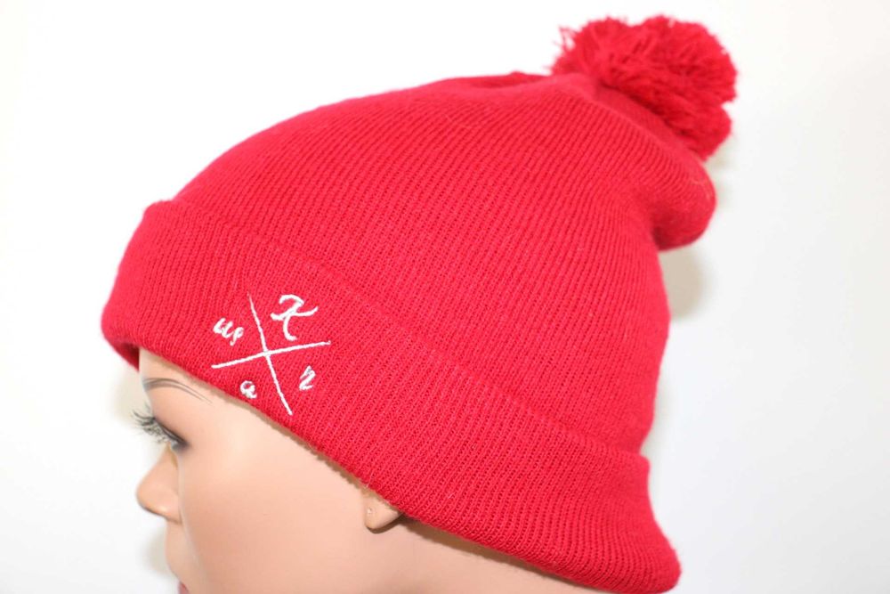 si4 Beechfield zimowa czerwona damska czapka z pomponem one size