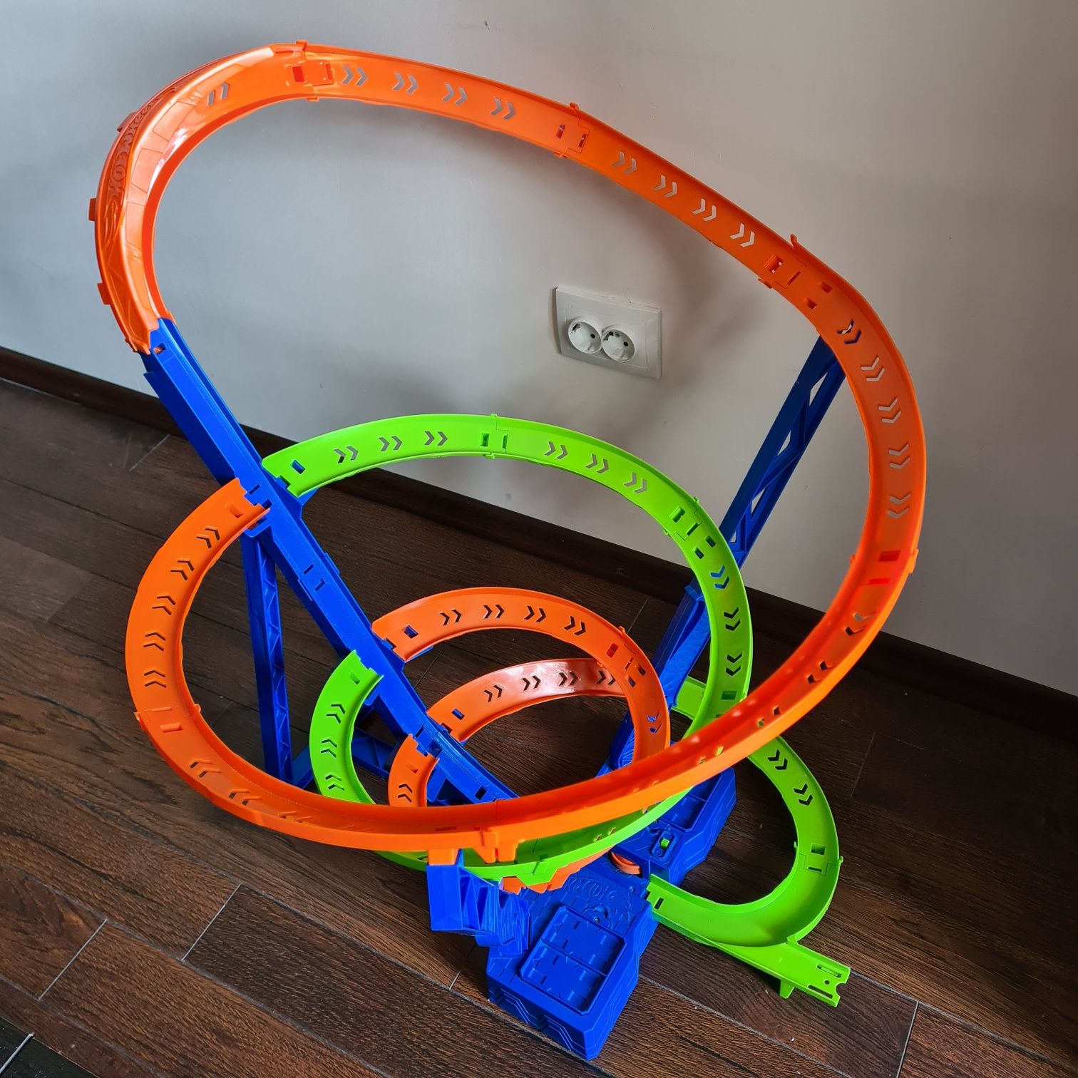 Hot Wheels гоночний трек, горка
