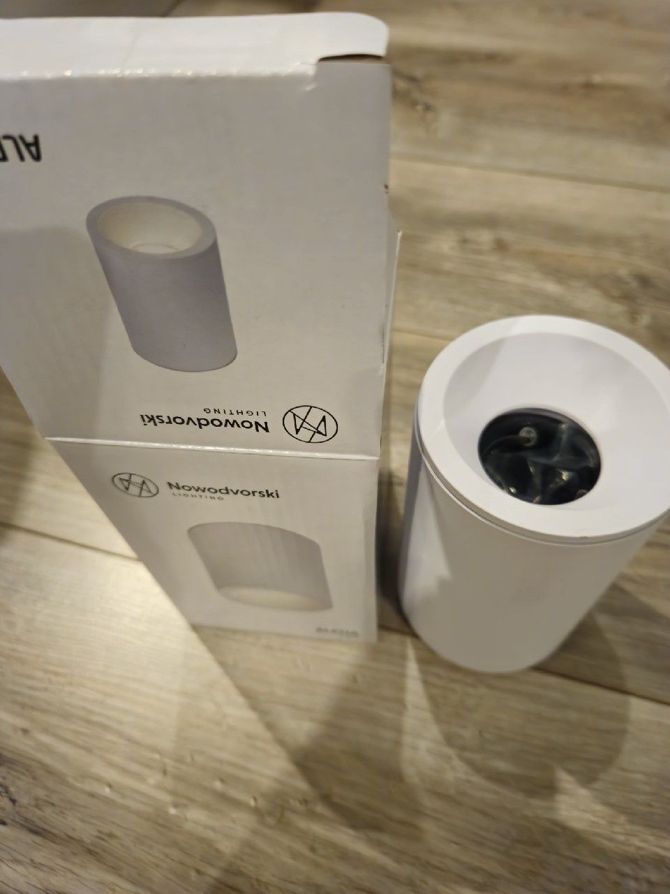 Nowodvorski ALPHA 8362 – lampa sufitowa natynkowa biała IP54