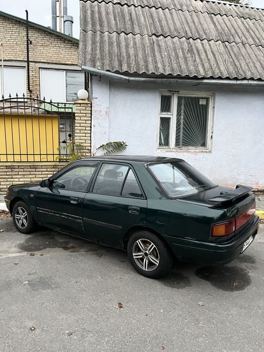 Mazda 323 1996 на ходу сел поехал
