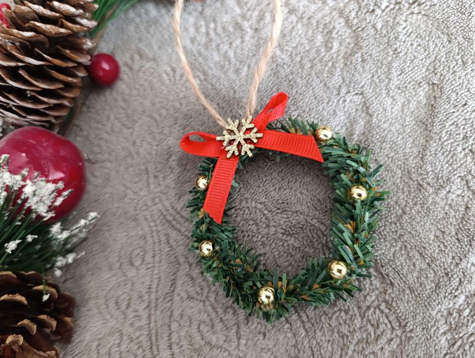 Miniaturowy wieniec świąteczny wianek handmade bożonarodzeniowy stroik