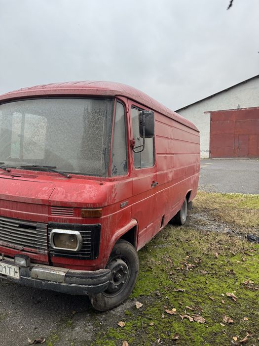 Mersedes………………508 d