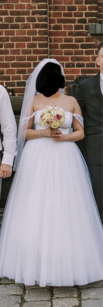 Suknia ślubna biała księżniczka