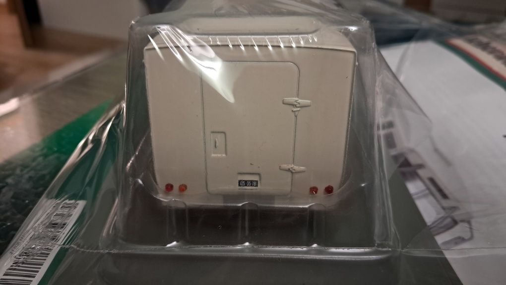 Ikarus 404 1:43 model