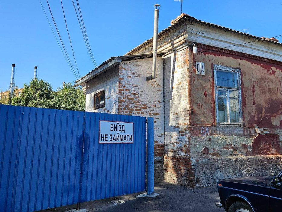 приміщення в центрі  м.Полтава, вул. Дмитрієва Миколи, 8а