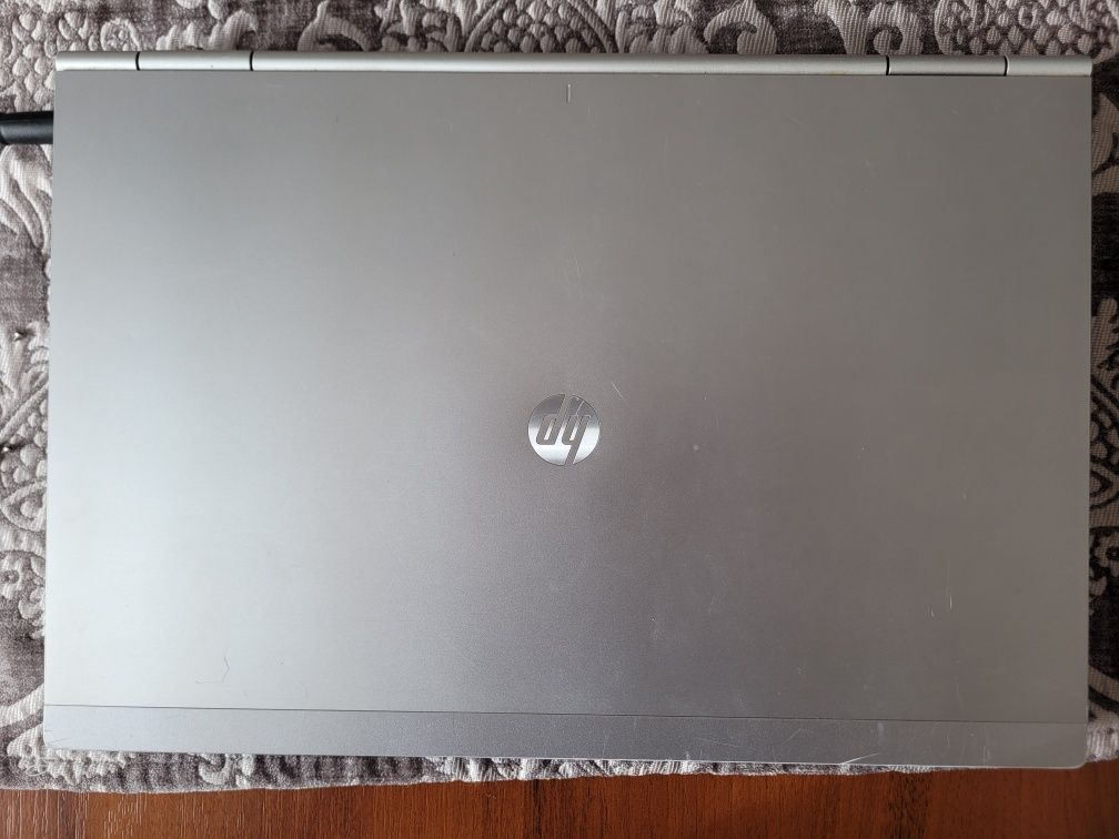 HP elitebook 8460p i5 ssd aluminiowa obudowa