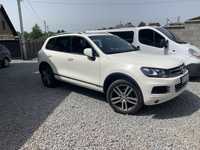 Volkswagen Touareg Таурег NF бампер фари капот двигатель CRC салон