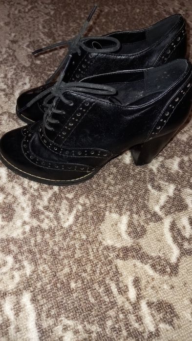 Туфли, ботинки женские