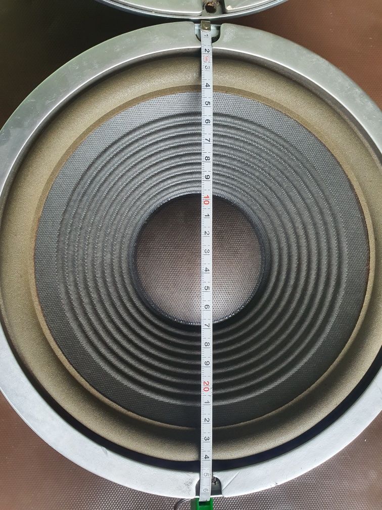 Продам Японские мощные НЧ динамики JVC  265 мм по корзине 10 дюймов...