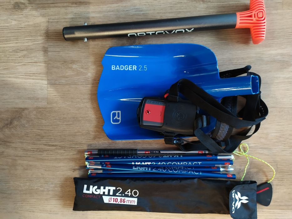 Plecak lawinowy zestaw ABC detektor raki czekan rakiety śnieżne