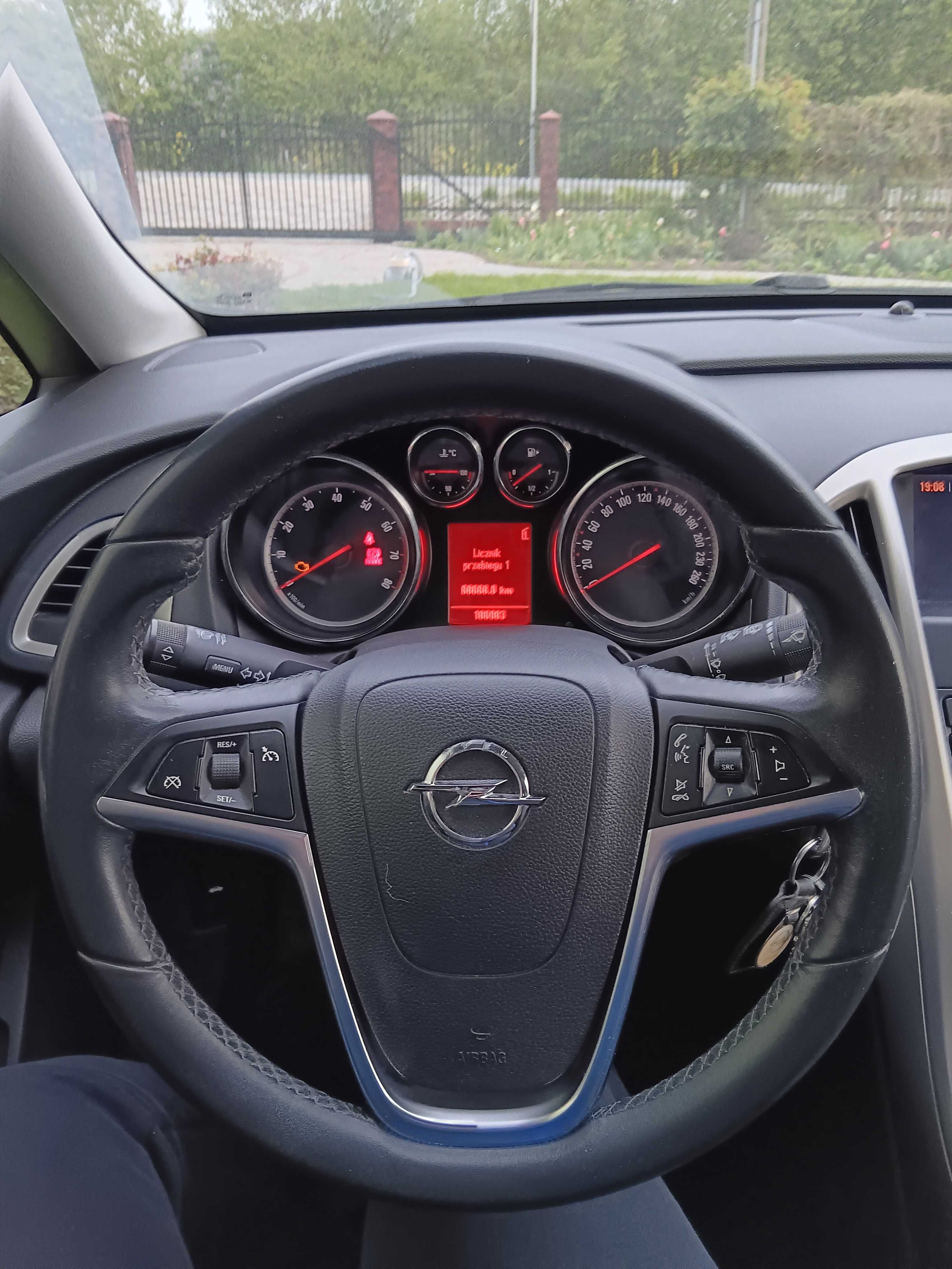 Opel Astra 1.6 benzyna+LPG instalacja 4-letnia, 2 kompl kół, 187 000km