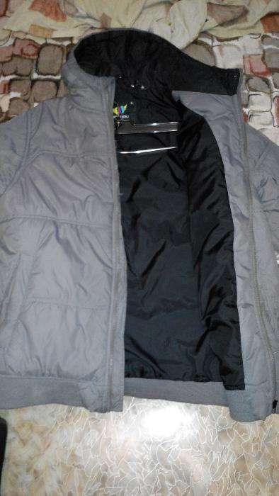 Продам курточку на осень