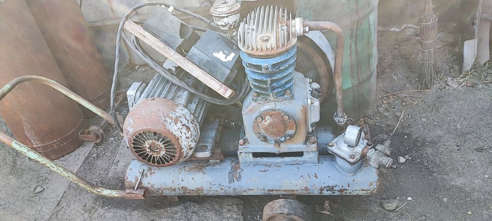 Компресор воздушный промышленный СО-7Б