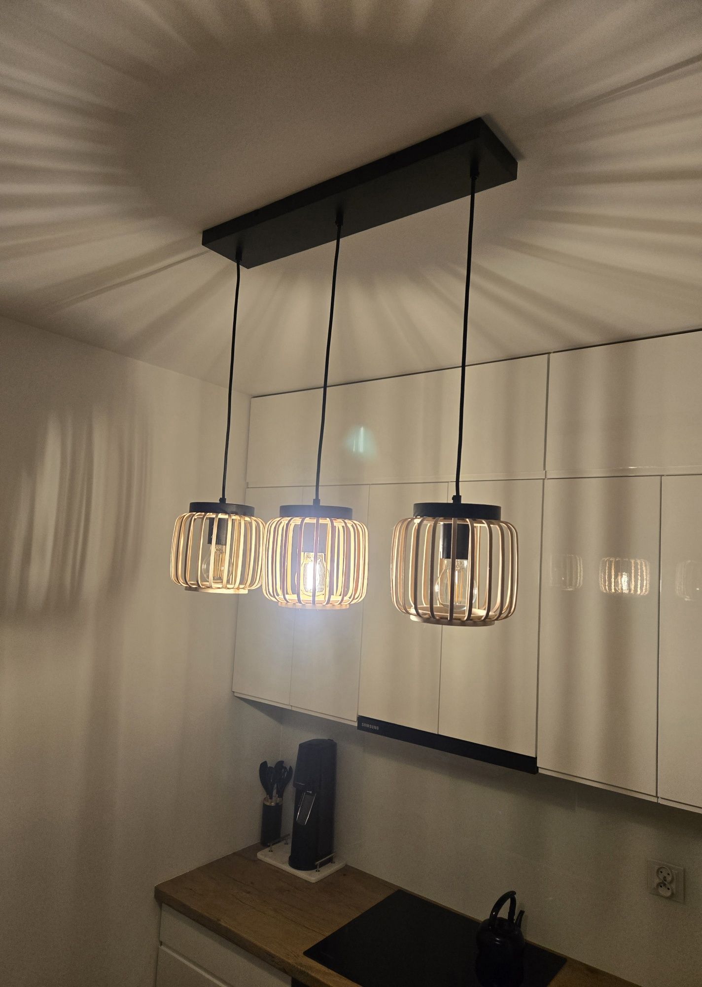 Lampa wisząca pecan czarno- beżowa
