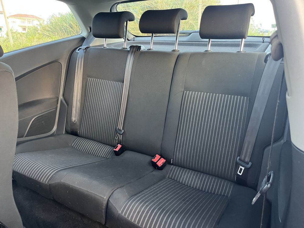 Volkswagen Polo 1.2 TDI 2012 - económico e impecável