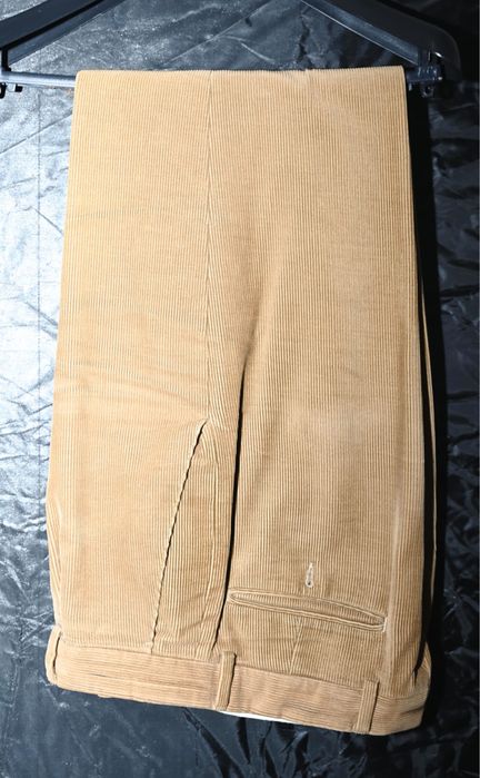 Conjunto de Fato Bege/Camel de Bombazina Pierre Cardin