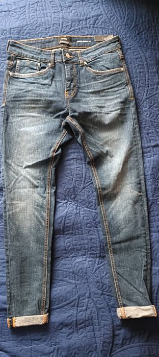 Calça nova de ganga Bershka