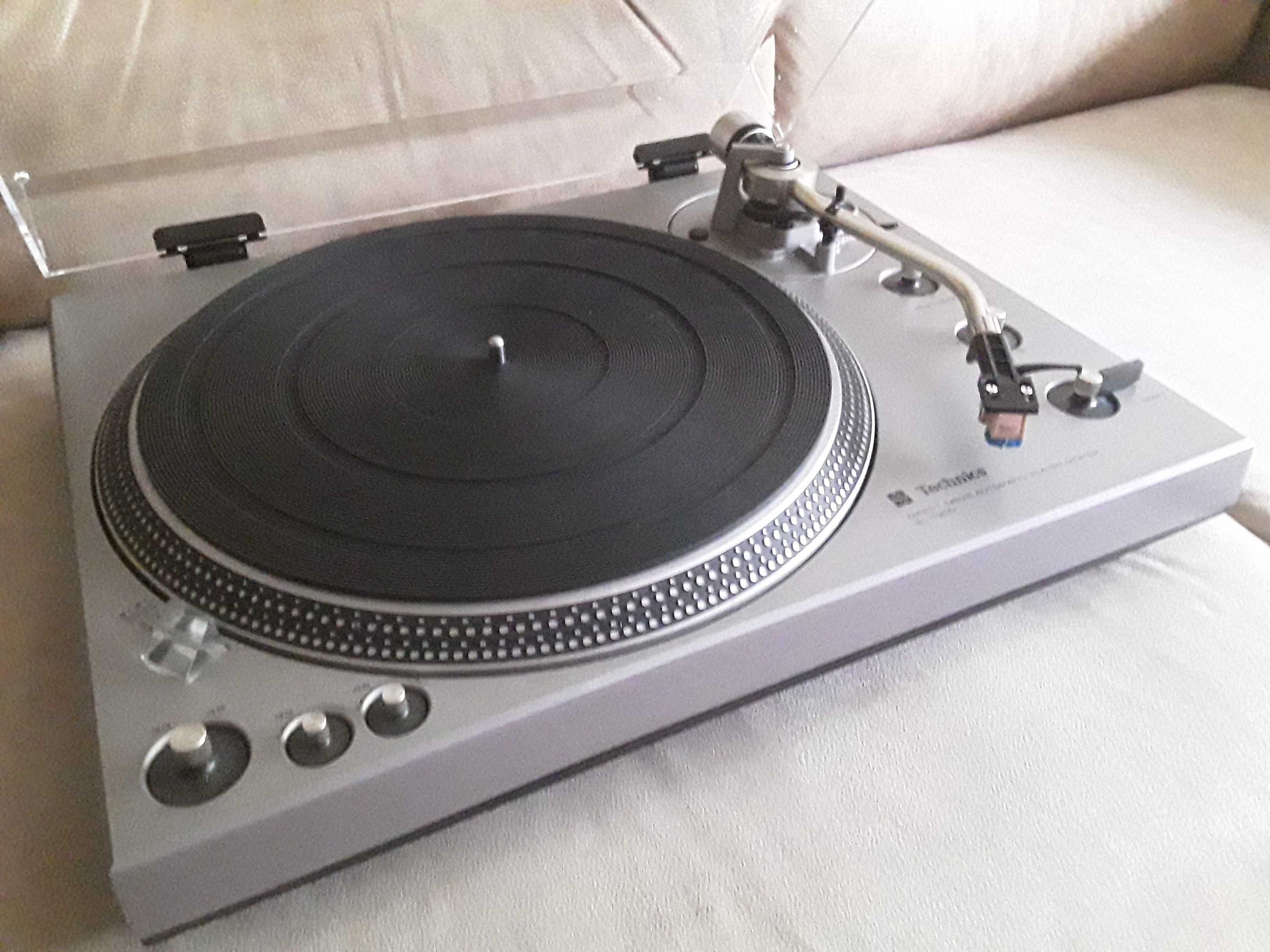 Проигрыватель винила Technics SL - 1300  (Direct Drive, Made in Japan)