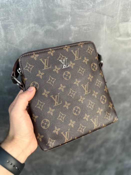 Мужская сумка на через плече louis vuitton чоловіча сумка