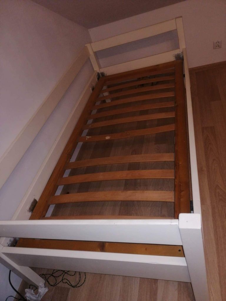 Łóżko drewniane sosnowe 90x200