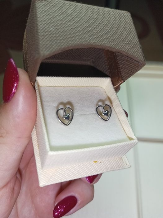 Srebrne kolczyki sztyfty 925 serca serduszka