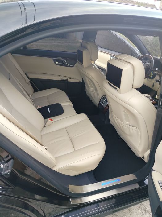Mercedes -Benz S-Class