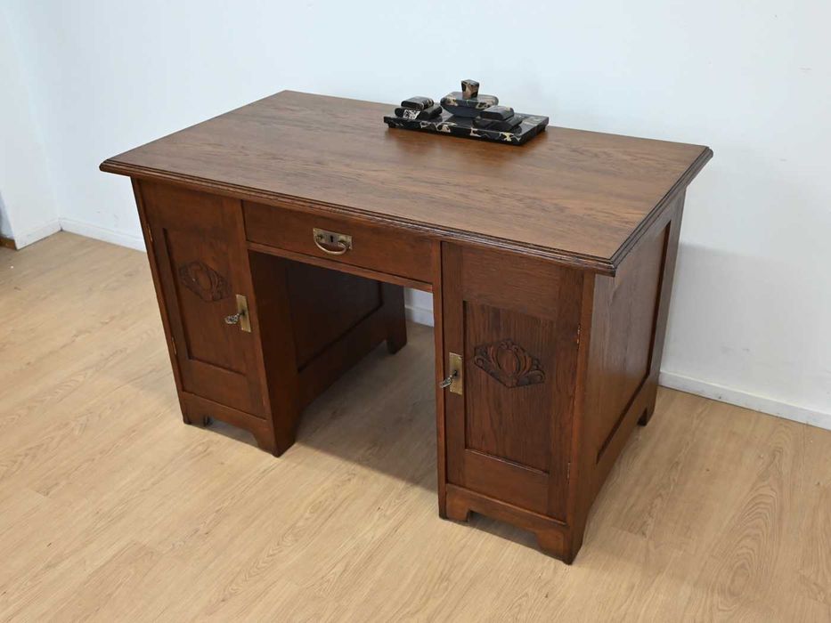 śliczne zgrabne biurko secesyjne 102803