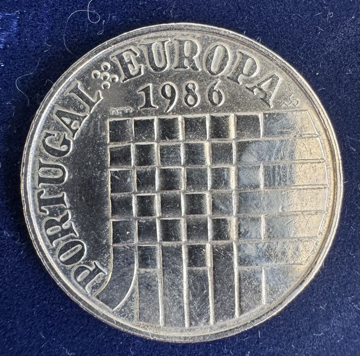 moeda comemorativa 25 escudos 1986