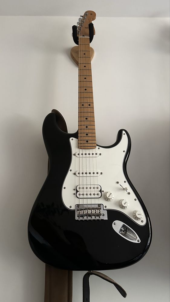 Fender Player Stratocaster HSS Black
