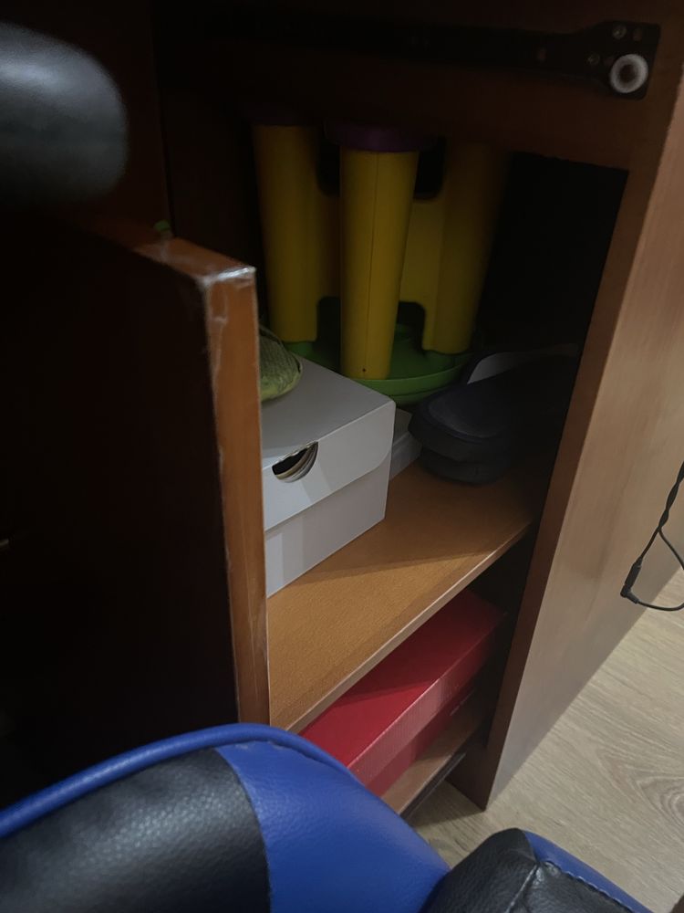 Secretaria de madeira