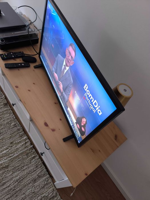 TV LG 32 polegadas 81 cms como nova