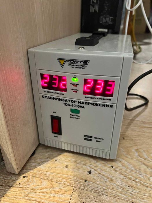 Автоматический стабилизатор напряжения TDR-1000VA