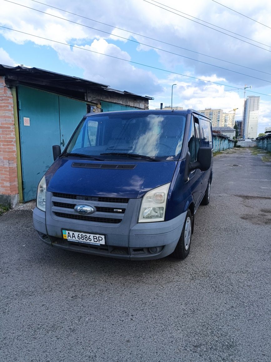 Авто Ford Transit
