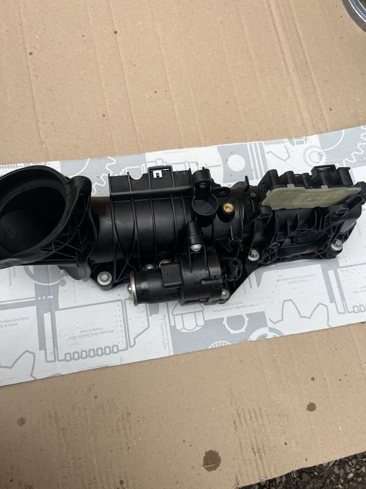 Впускний колектор Mercedes Sprinter 910 OM654 A6540903500