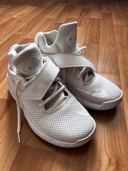 Nike Kwazi баскетбольні
