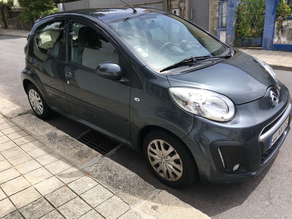 Citroen C1 2013 cinzento gasolina